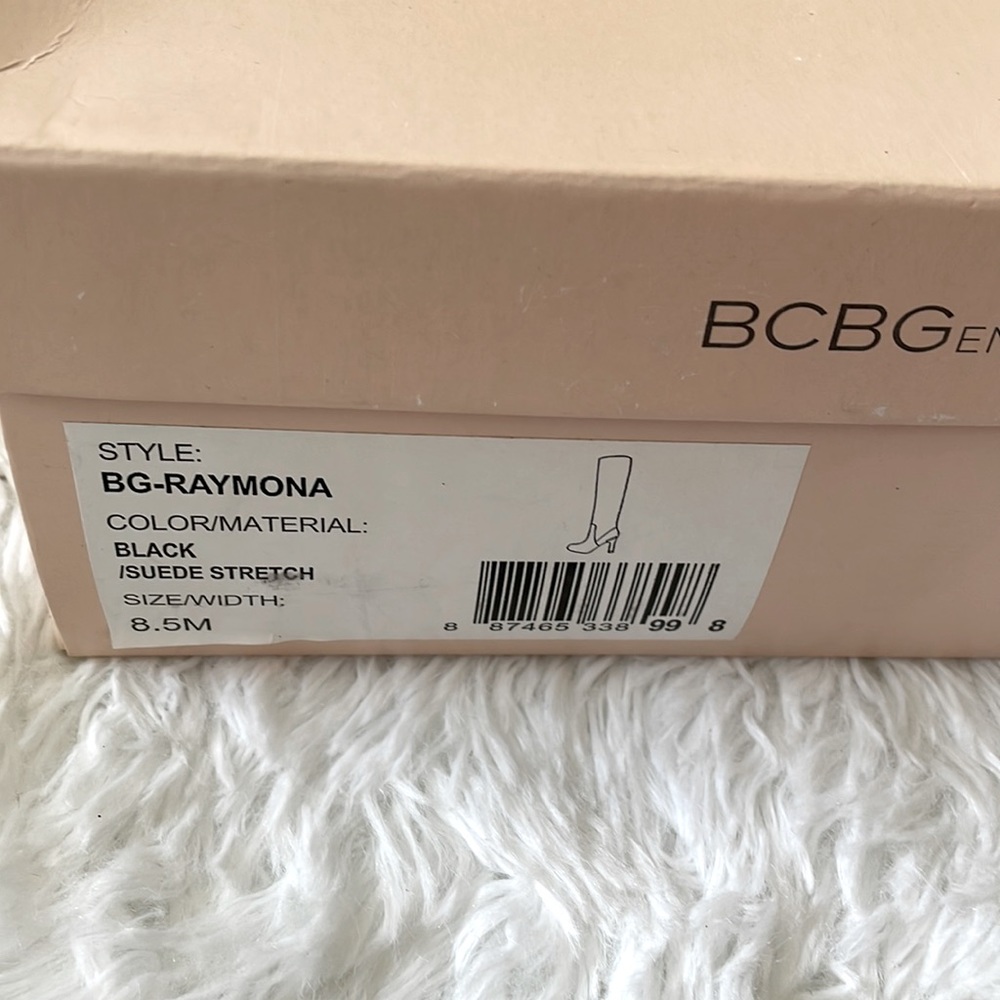 BCBGeneration black suede stretch 8.5 wide Ramona